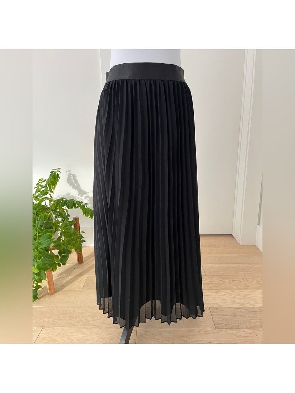 TWIK by Simons Pull On Pleated Lined Maxi Skirt Lightweight Flowy Voile Sheer - Picture 8 of 17